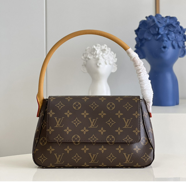 Louis Vuitton Womens Bags Luxury Brand Fashion Type Louis Vuitton 2006 pre-owned Looping shoulder bag Monogram Canvas M51147 Whatapp