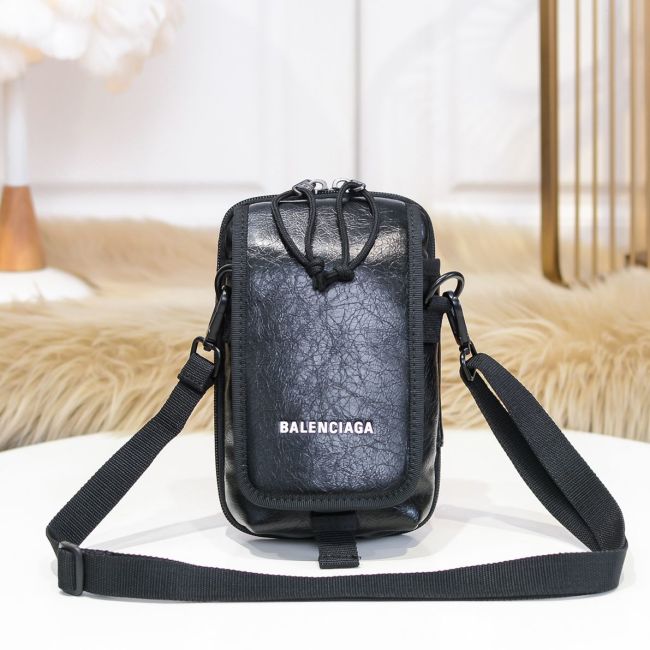 Balenciag Mens Bags EXPLORER MEDIUM CROSSBODY POUCH Whatapp