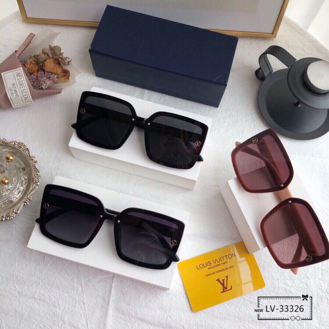 Louis Vuitton Womens Sunglasses with Origin Box 33326 Whatapp