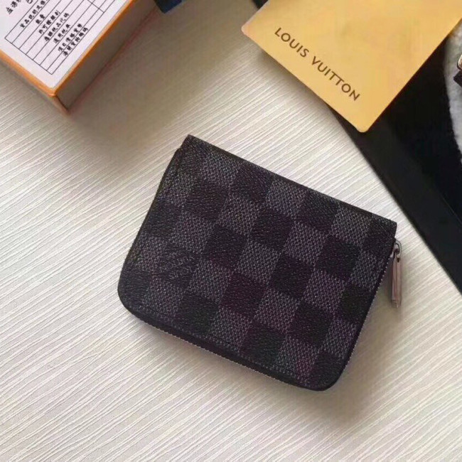 Louis Vuitton Women and Mens Bag Wallet Whatapp