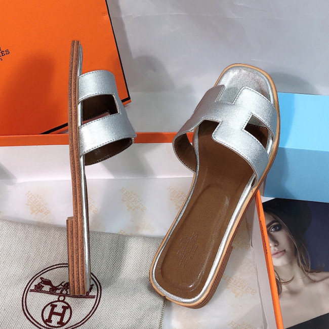 Hermes Womens Shoes Extra Slippers Sandals Casual Fashion Sandals Luxury Brand with Original Box Whatapp