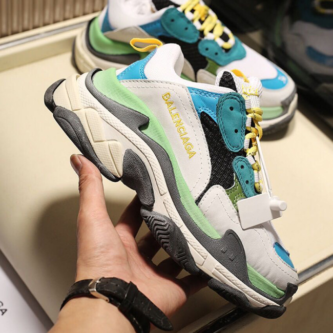 Balenciaga Mens Shoes Breathable Design Sneakers Luxury Brand Triple S Sneaker Whatapp