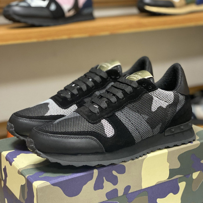 Valentino Men Shoes Fashion Design Luxury Brand ROCKRUNNER CAMOUFLAGE LAMINATED STUDDED SNEAKER with Original Box Whatapp