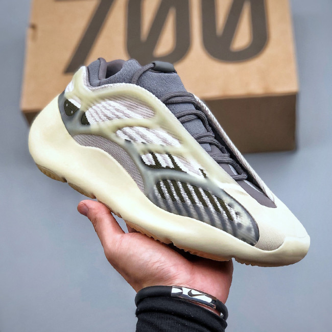 Adidas YEEZY Yeezy Boost 700 V3 Black sneakers Runner Sneakers Men Womens Shoes with Original Box A3334035 Whatapp