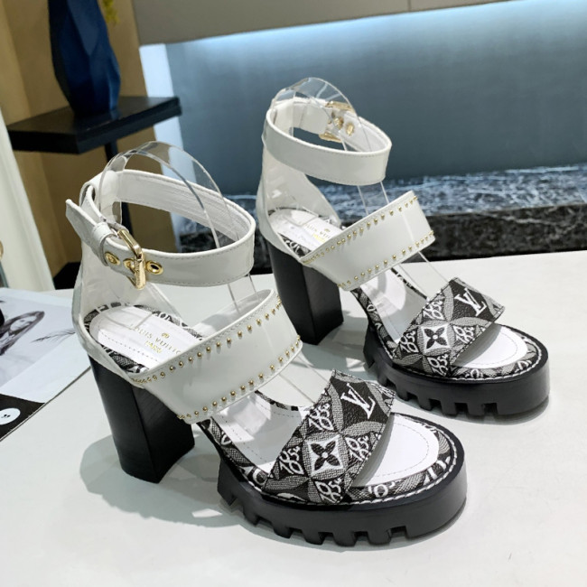 Louis Vuitton Women Shoes Sandals Fashion Luxury Brand STAR TRAIL SANDAL with Original Box Summer Sandals Whatapp