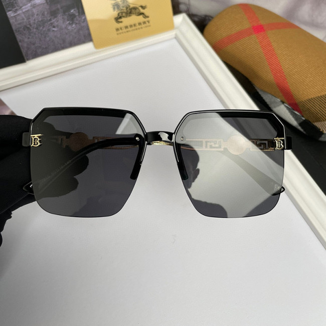 Burberry Womens Sunglasses with Original Box 8012 Whatapp