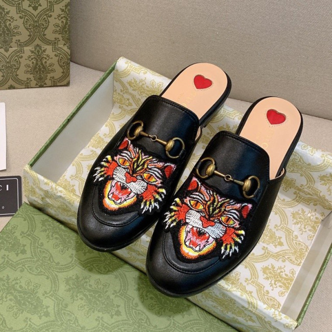 Gucci Womens Shoes Slippers Slides Casual Design Luxury Brand Leather Princetown leather slipper with Original Box Whatapp