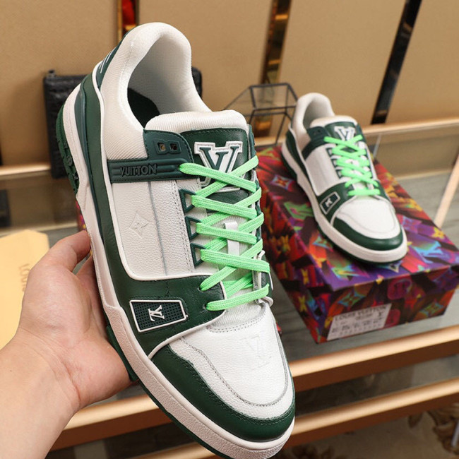 Louis Vuitton Men Shoes Fashion Sneakers Breathable LV TRAINER SNEAKER Green 1A8127 Whatapp