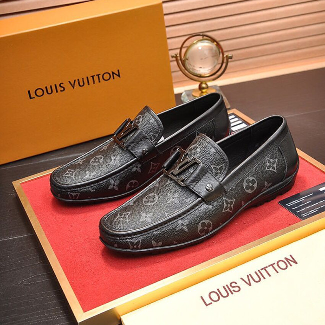 Louis Vuitton Men Shoes Fashion Type Luxury Brand Casual Style Whatapp