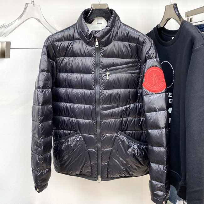 Moncler Design Mens Womens Winter Windprood Down Jackets Keep Warm 90% White Duck Down Whatapp