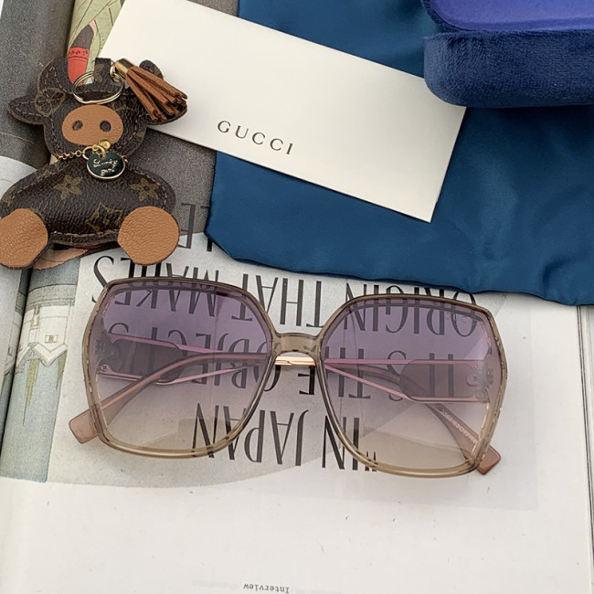 Gucci Womens Sunglasses with Original Box G1650 Whatapp