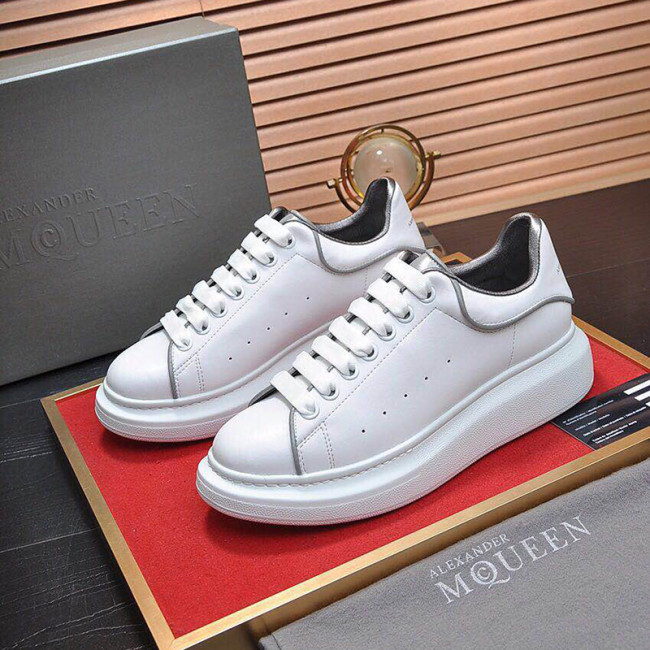 Alexander McQueen Men Shoes Fashion Design Luxury Brand Whatapp