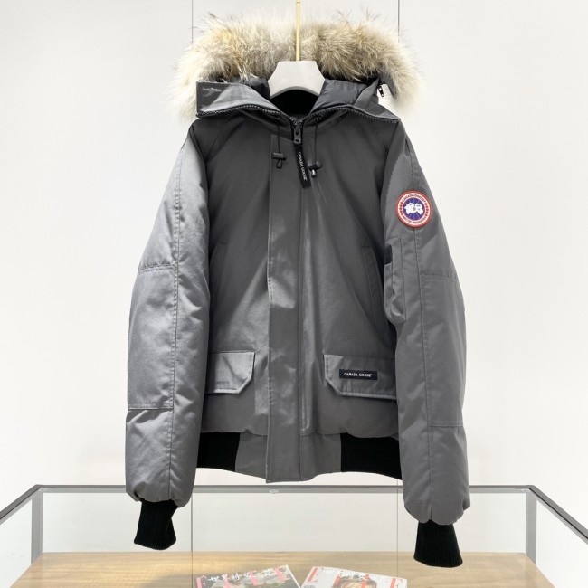 Canada Goose Design Mens Womens Winter Windprood Down Jackets Keep Warm 90% White Duck Down Whatapp