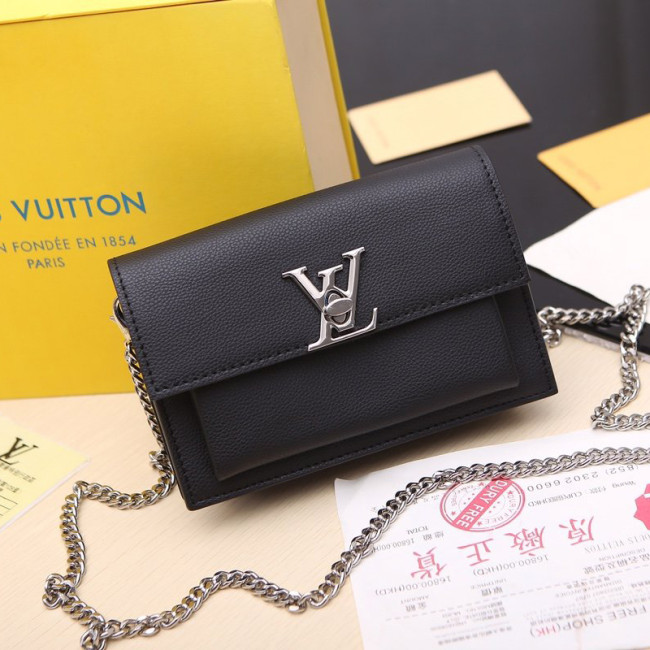 Louis Vuitton Womens Bags Luxury Brand MYLOCKME CHAIN POCHETTE Crossbody Design Whatapp