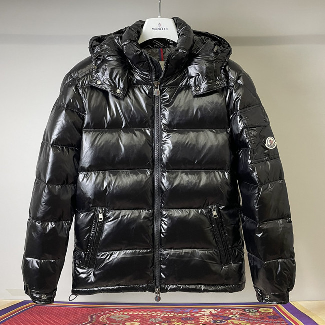 Moncler Design Mens Womens Winter Windprood Down Jackets Keep Warm 90% White Duck Down Whatapp