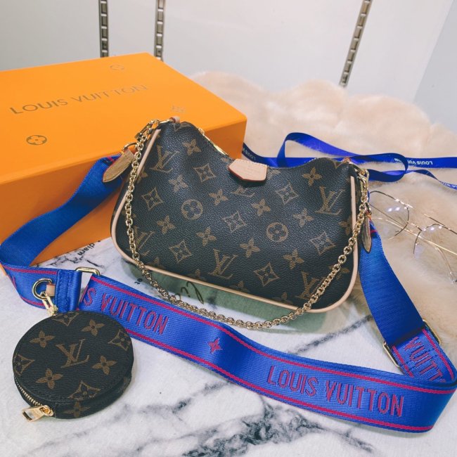 Louis Vuitton Womens Bag Crossbody Bag Whatapp