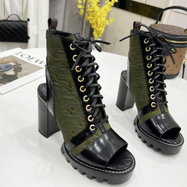 Louis Vuitton Womens Shoes Ankle Boots Leather Design Luxury Brand Summer Fashion Sandals PASSENGER SILHOUETTE BOOT with Original Box Whatapp