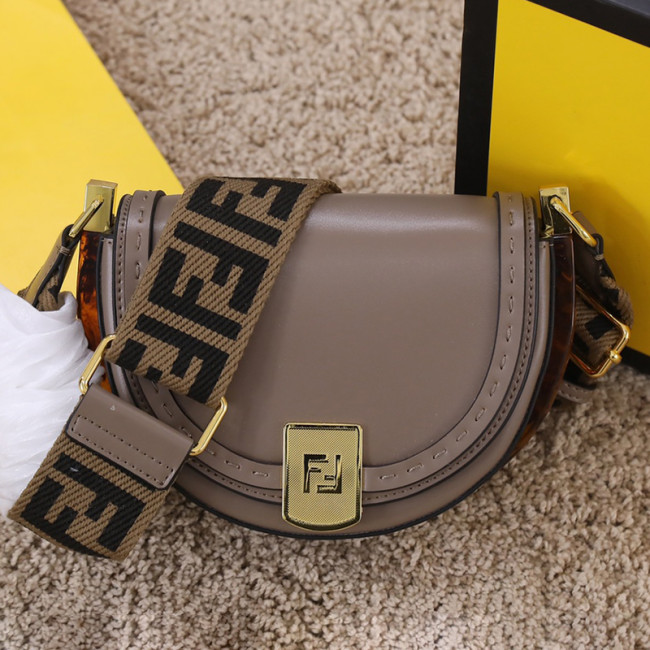 Fendi Womens Bags Shoulder Bags Handbags Luxury Brand FENDI Vintage Moonlight bag Whatapp