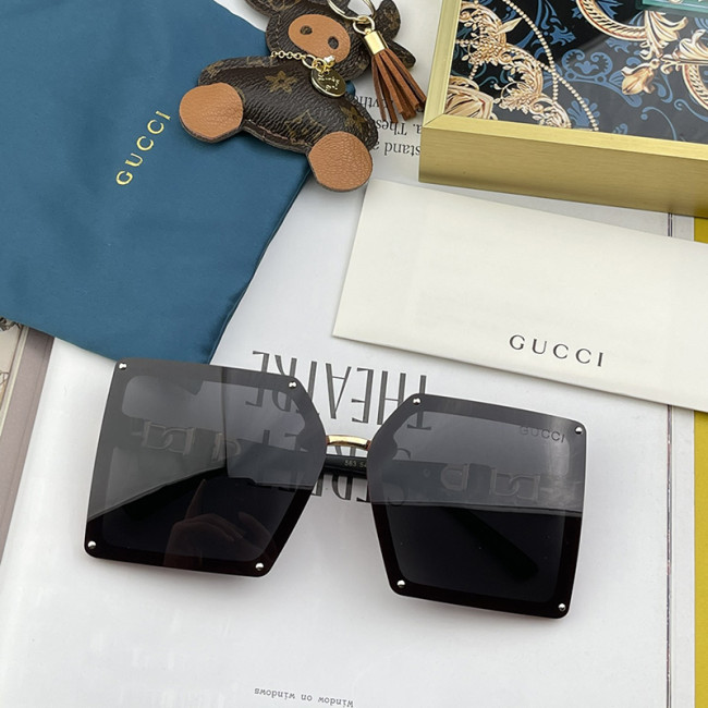 Gucci Womens Sunglasses with Original Box 15630 Whatapp