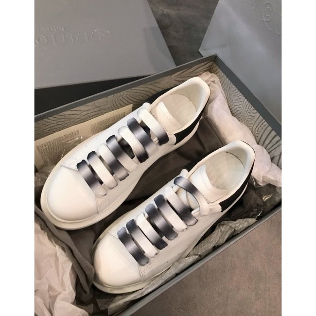 Alexander McQueen Women Shoes Luxury Sneakers Whatapp