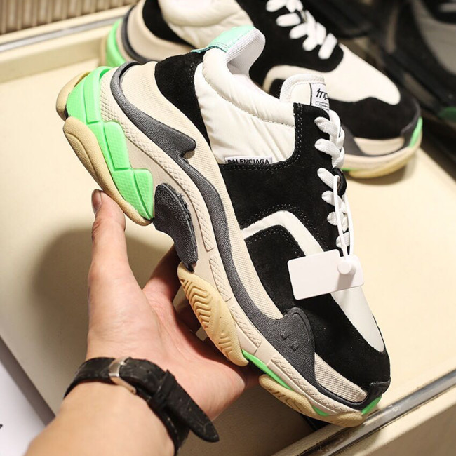 Balenciaga Womens Shoes Breathable Design Sneakers Luxury Brand Triple S Sneaker Whatapp