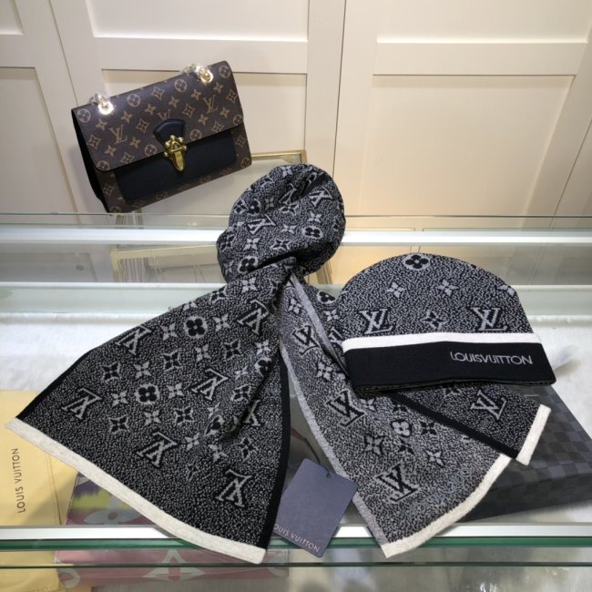 Louis Vuitton Scarves Men Womens Fashion Scarf and Hats Set with Original Box Whatapp