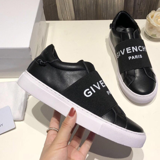 GIVENCHY PARIS STRAP SNEAKERS IN LEATHER Urban Street sneakers in matte black leather Mens Womens Shoes with Box Whatapp