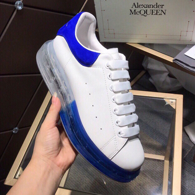 Alexander McQueen Men Shoes Fashion Design Luxury Brand Oversized Sneaker Whatapp