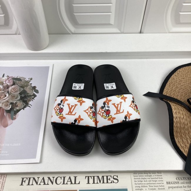 Louis Vuitton Men Shoes Slippers Sandals Flip Flop Luxury Brand WATERFRONT MULE with Original Box Whatapp