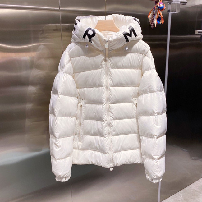 Moncler Design Mens Womens Winter Windprood Down Jackets Keep Warm 90% White Duck Down Whatapp