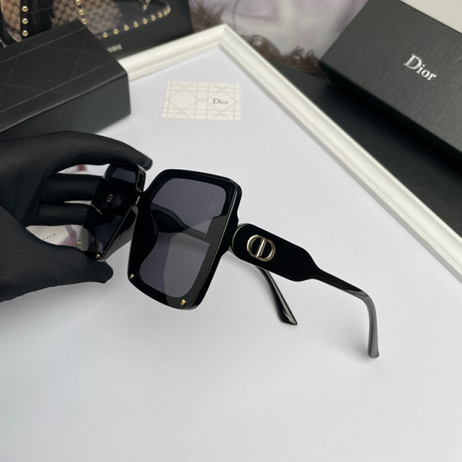 Dior Womens Sunglasses with Original Box 8059 Whatapp