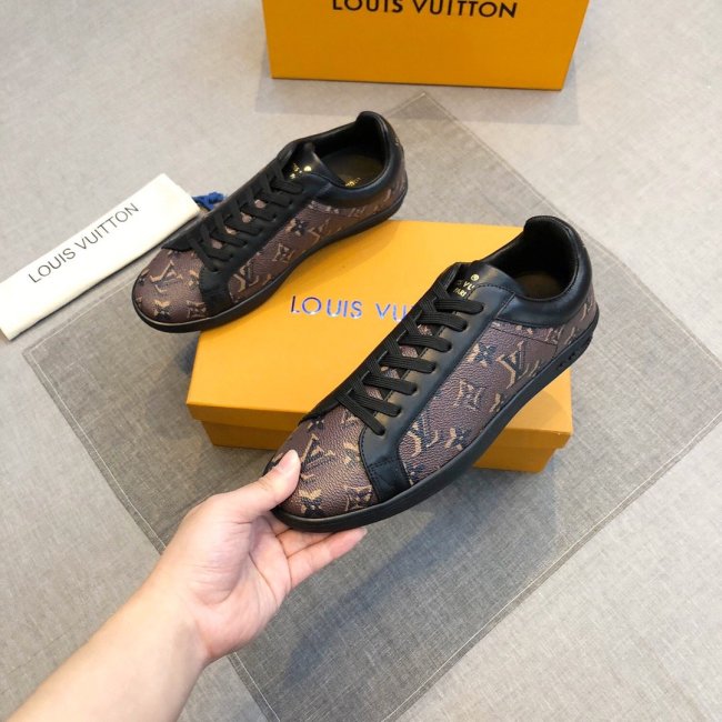 Louis Vuitton Mens Shoes Luxury Brand Whatapp