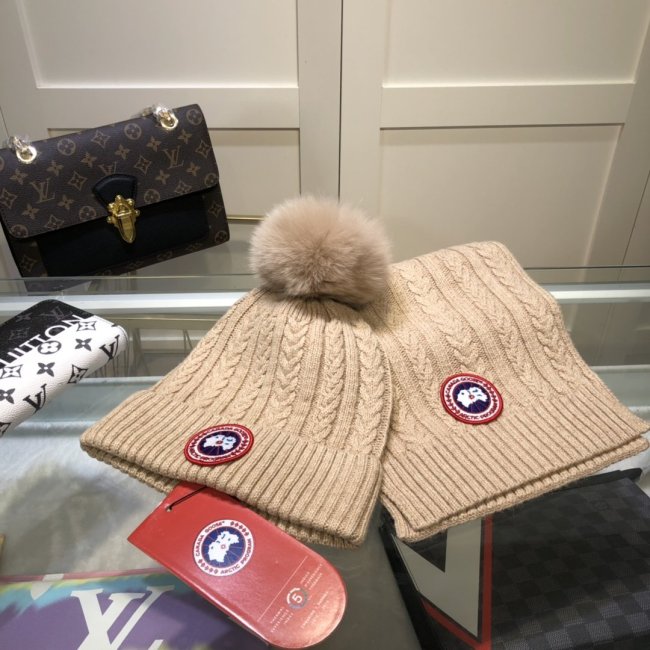 Canada Goose Scarves Men Womens Fashion Scarf and Hats Set with Original Box Whatapp