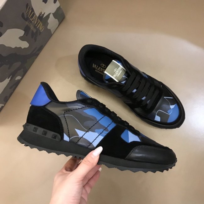 Valentino Men Shoes Fashion Design Luxury Brand ROCKRUNNER CAMOUFLAGE LAMINATED STUDDED SNEAKER with Original Box Whatapp