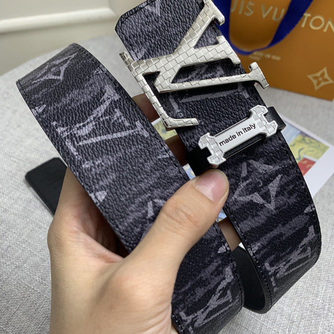 Louis Vuitton Mens Belt Luxury Brand Fashion Men Belts with Original Box Whatapp