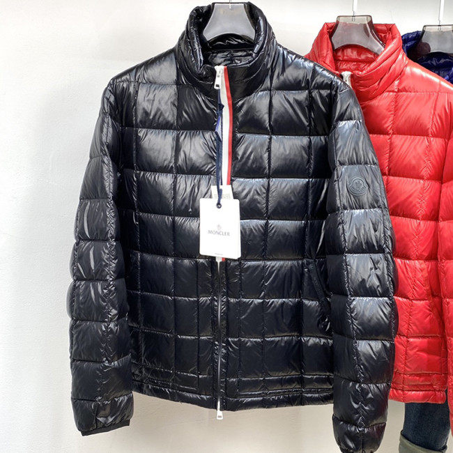 Moncler Design Mens Womens Winter Windprood Down Jackets Keep Warm 90% White Duck Down Whatapp