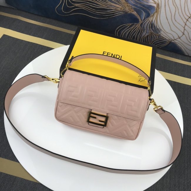 Fendi Womens Bag Handbag BAGUETTE Whatapp