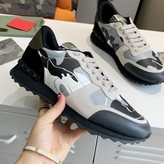 Valentino Men Shoes Fashion Design Luxury Brand ROCKSTUD CALFSKIN SNEAKER with Original Box Whatapp