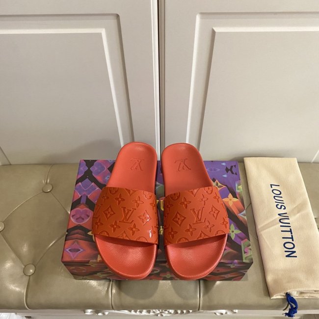 Louis Vuitton Womens Shoes WATERFRONT MULE Whatapp