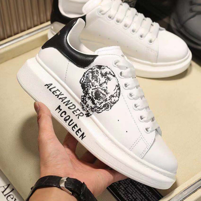 Alexander McQueen Men Shoes Fashion Design Luxury Brand Whatapp