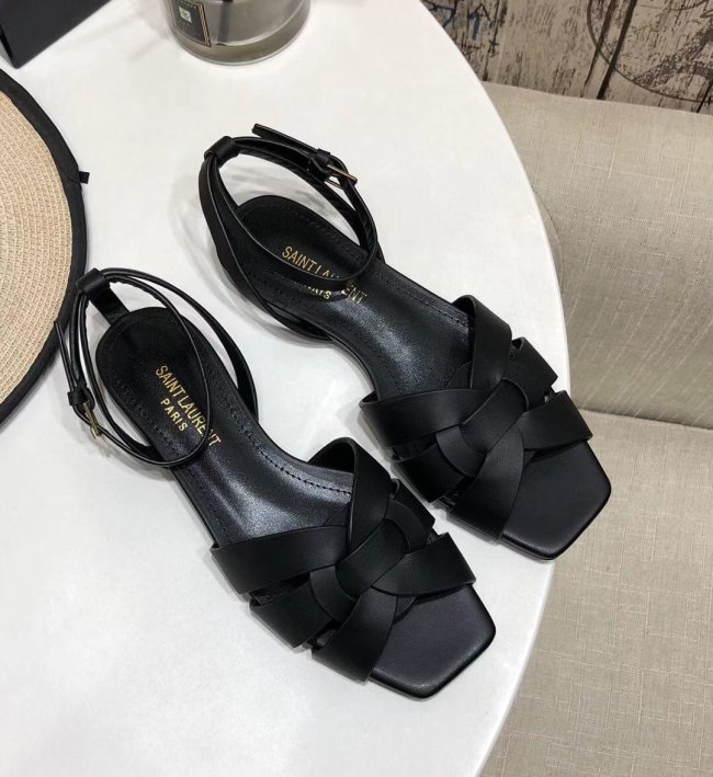 Saint Laurent YSL Womens Shoes TRIBUTE FLAT SANDALS IN SMOOTH LEATHER 620090DWE001000 Whatapp