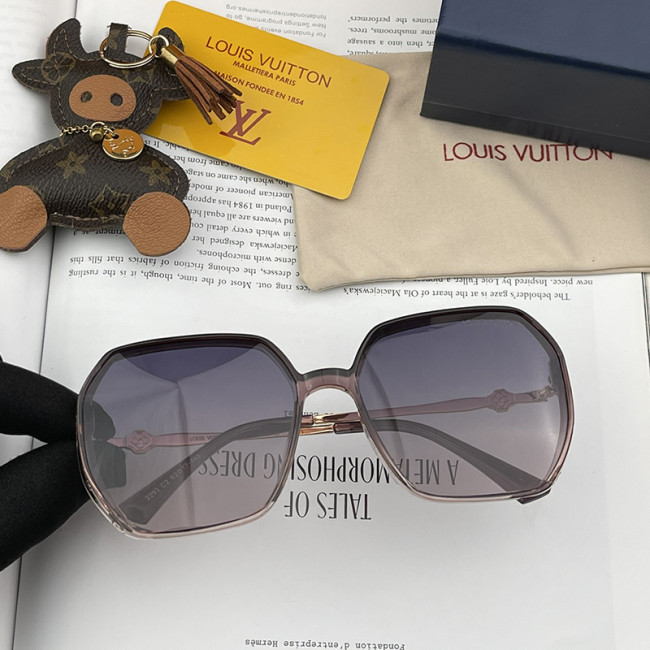 Louis Vuitton Womens Sunglasses with Origin Box L2932 Whatapp