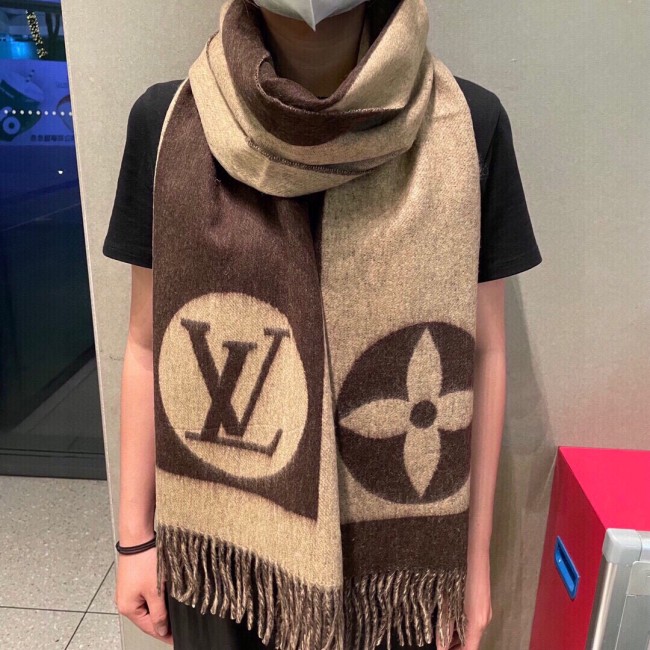 Louis Vuitton Scarves Men Womens Fashion Scarf with Original Box Whatapp