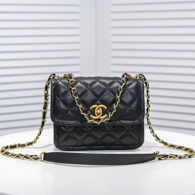 Chanel Womens Bags Shoulder Bag Whatapp