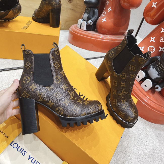 Louis Vuitton Women Shoes Boots Luxury Brand STAR TRAIL ANKLE BOOT 1A94NS with Original Box Whatapp