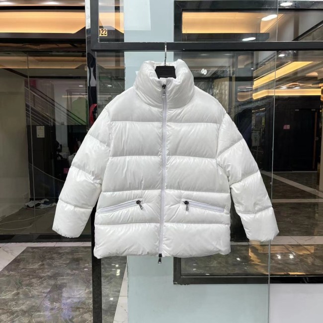 Moncler Womens Down Jacket Womens Coats Luxury Brand Fashion Design Whatapp