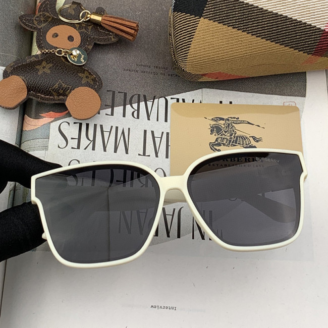 Burberry Womens Sunglasses with Original Box B2066 Whatapp