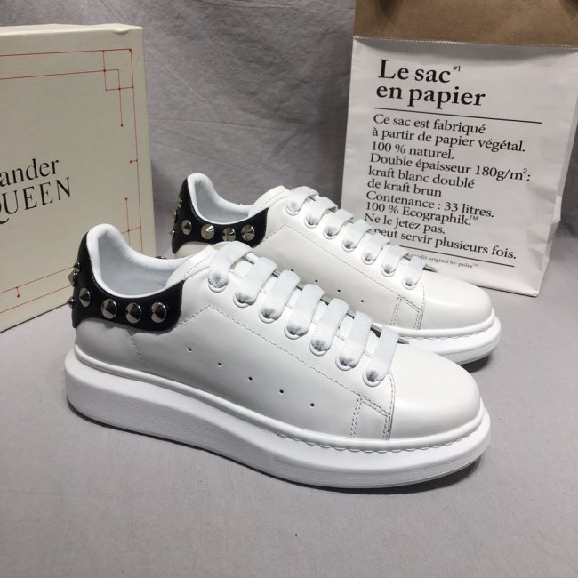 Alexander McQueen Men Shoes Fashion Design Luxury Brand Whatapp