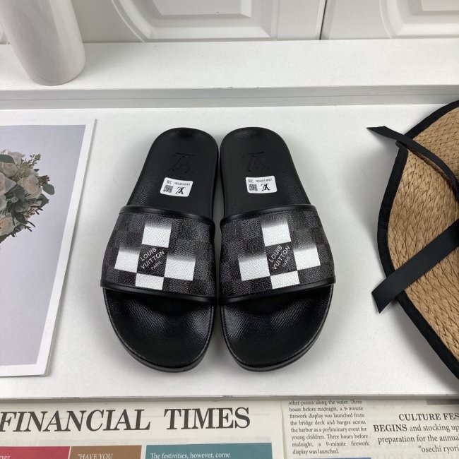 Louis Vuitton Men Womens Shoes Fashion Sandals WATERFRONT MULE Whatapp