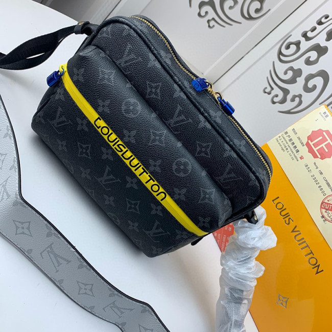 Louis Vuitton Women and Mens Bag Chest Pack Whatapp